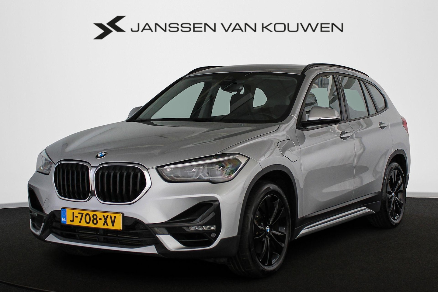 BMW X1 - xDrive25e Executive Sport Line Trekhaak Harman Kardon Memory - AutoWereld.nl