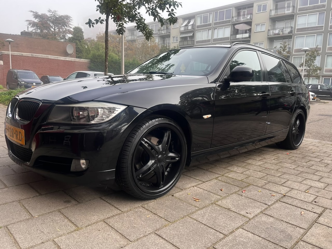 BMW 3-serie Touring - 318i Luxury Line - AutoWereld.nl