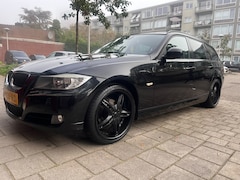 BMW 3-serie Touring - 318i Luxury Line
