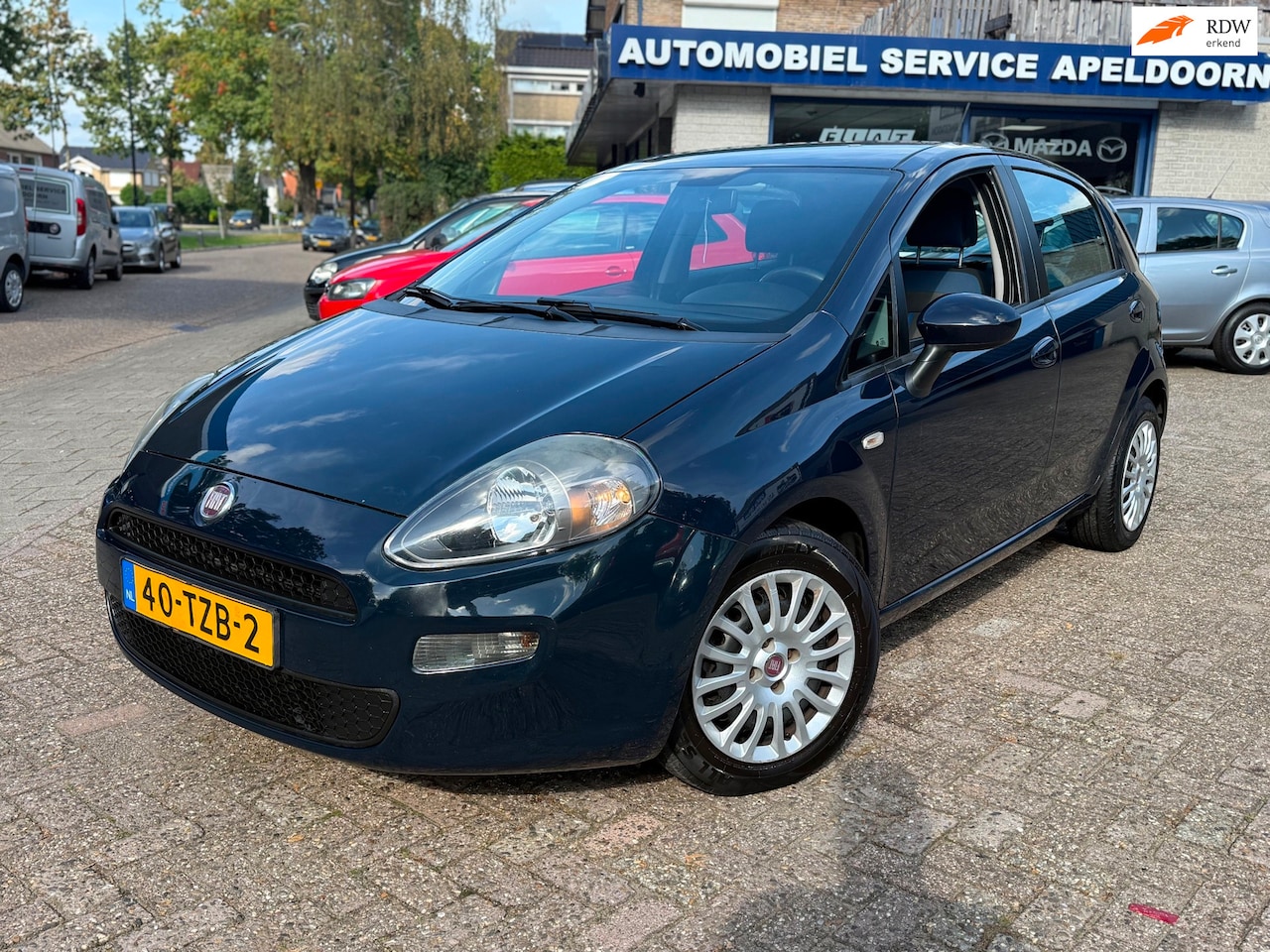 Fiat Punto Evo - 1.3 M-Jet Easy * NL AUTO* 5DRS*AIRCO*CRUISE*AUX*MF STUUR*TREKHAAK * - AutoWereld.nl