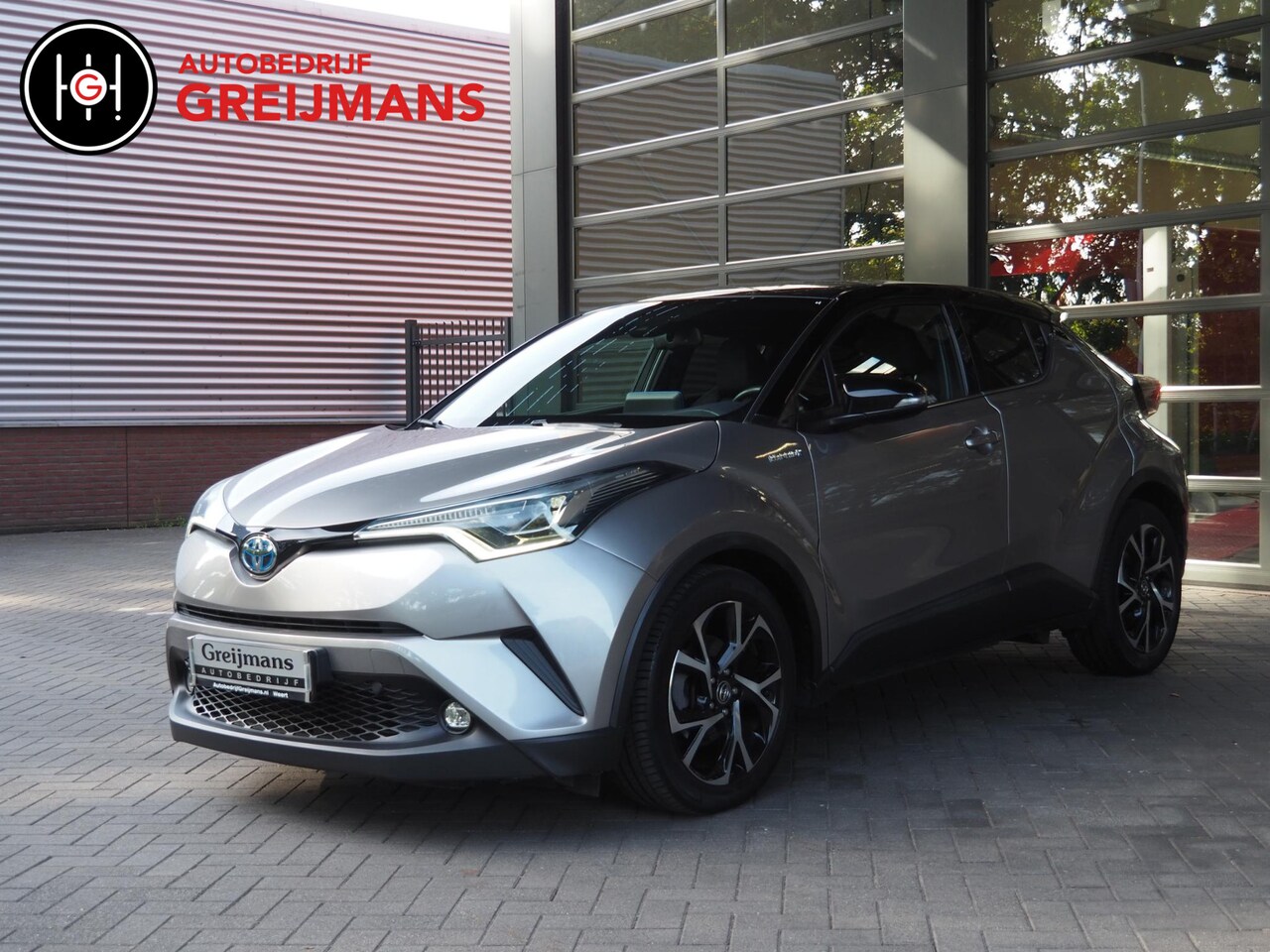 Toyota C-HR - 1.8 Hybrid Executive | Navi | Stoelverwarming | Leer | Rijklaar - AutoWereld.nl