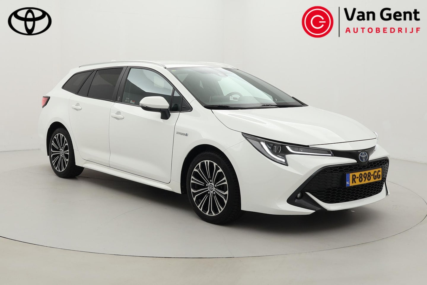 Toyota Corolla Touring Sports - 1.8 Hybrid Business Plus | Navigatie | Apple Carplay / Android Auto | Stoel-/stuurverwarmi - AutoWereld.nl