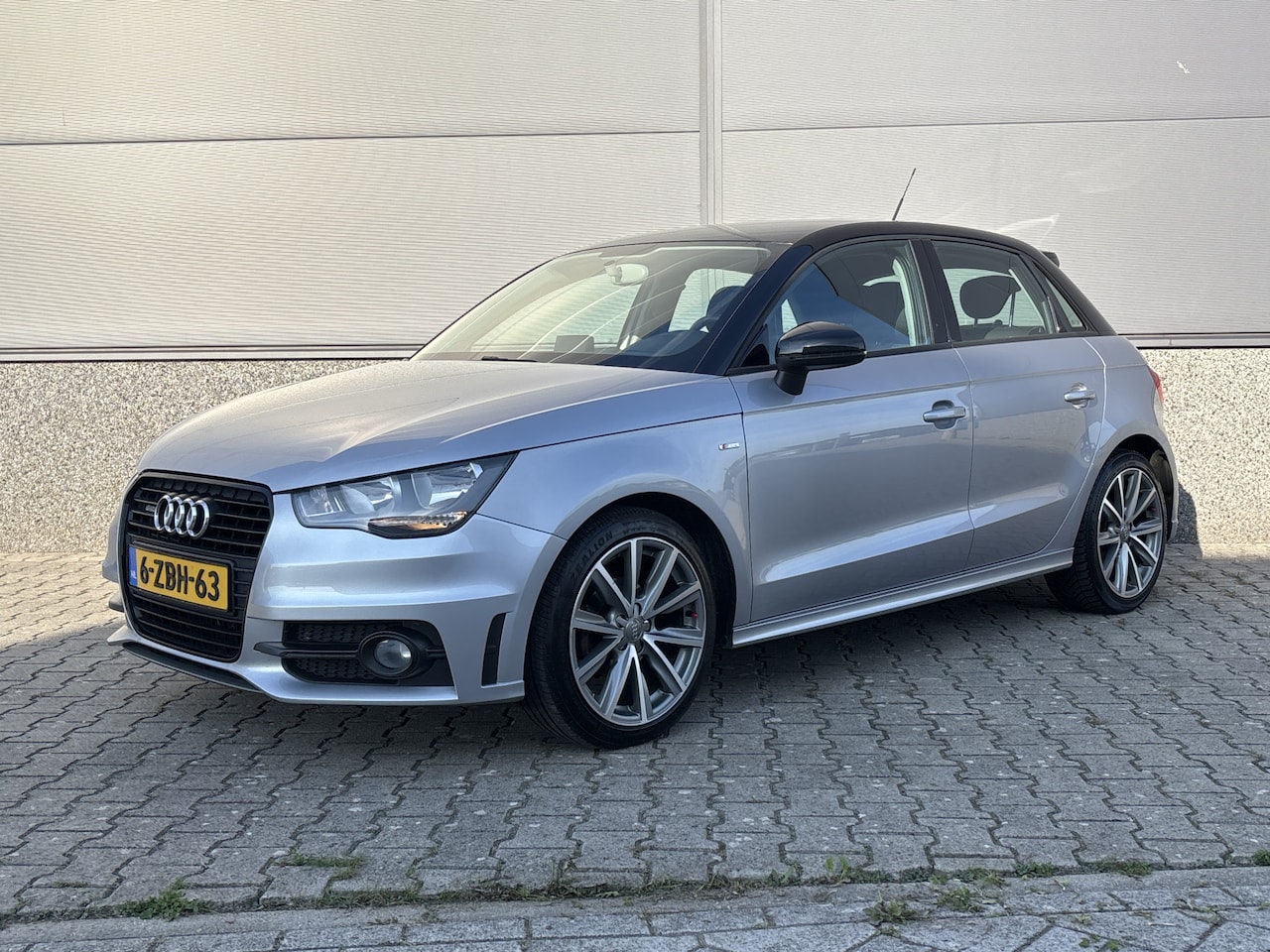 Audi A1 Sportback - 1.2 TFSI Admired 1.2 TFSI Admired - AutoWereld.nl