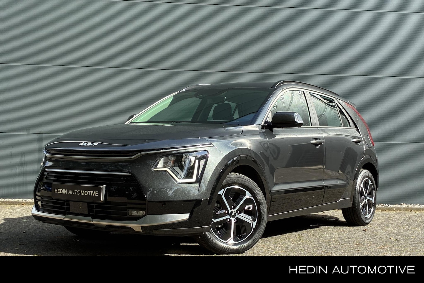 Kia Niro - 1.6 GDi Hybrid DynamicLine | Trekhaak | Apple Carplay / Android Auto | Camera | Climate Co - AutoWereld.nl