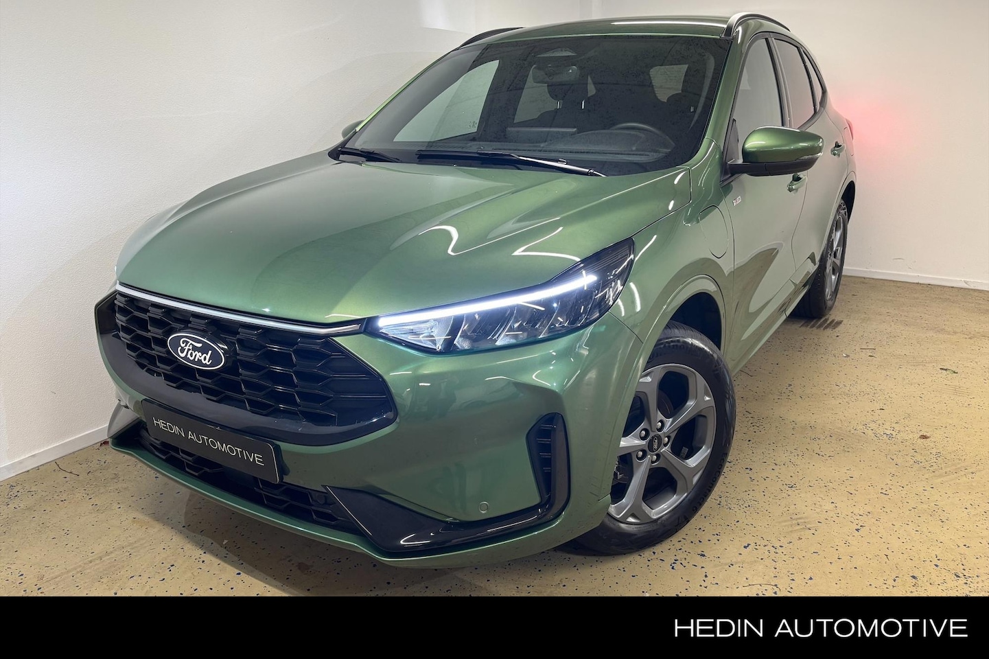 Ford Kuga - 2.5 PHEV ST-Line 2.5 PHEV ST-Line - AutoWereld.nl