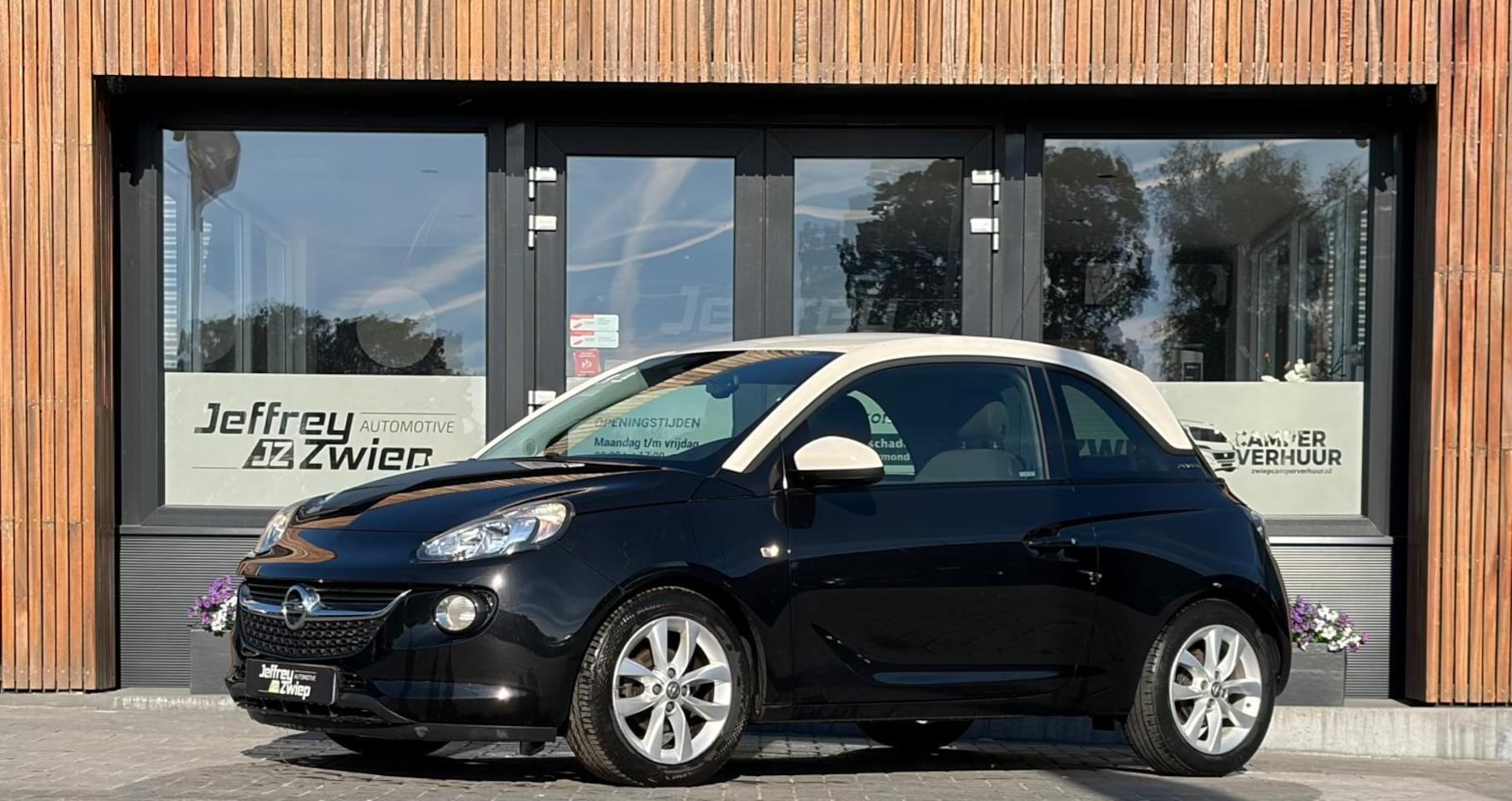 Opel ADAM - 1.0 Turbo Unlimited airco. parkeersensor. lichtmetaal. - AutoWereld.nl
