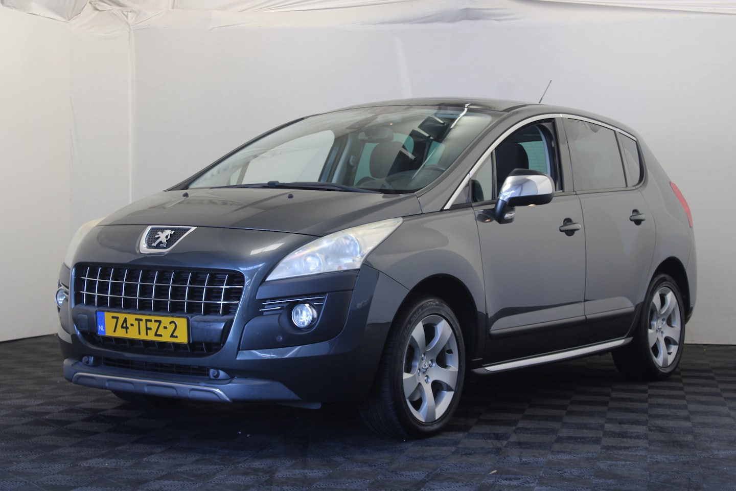 Peugeot 3008 - 1.6 THP Allure |Pano|Navi|Trekhaak| - AutoWereld.nl