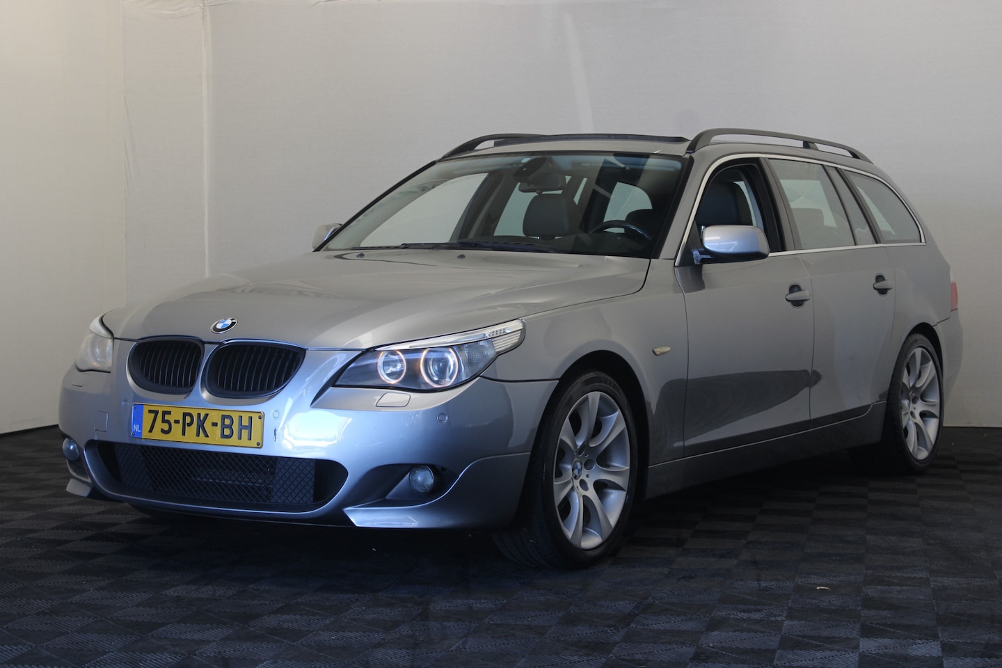 BMW 5-serie Touring - 525i Executive |Pano|Stoelverw.| - AutoWereld.nl