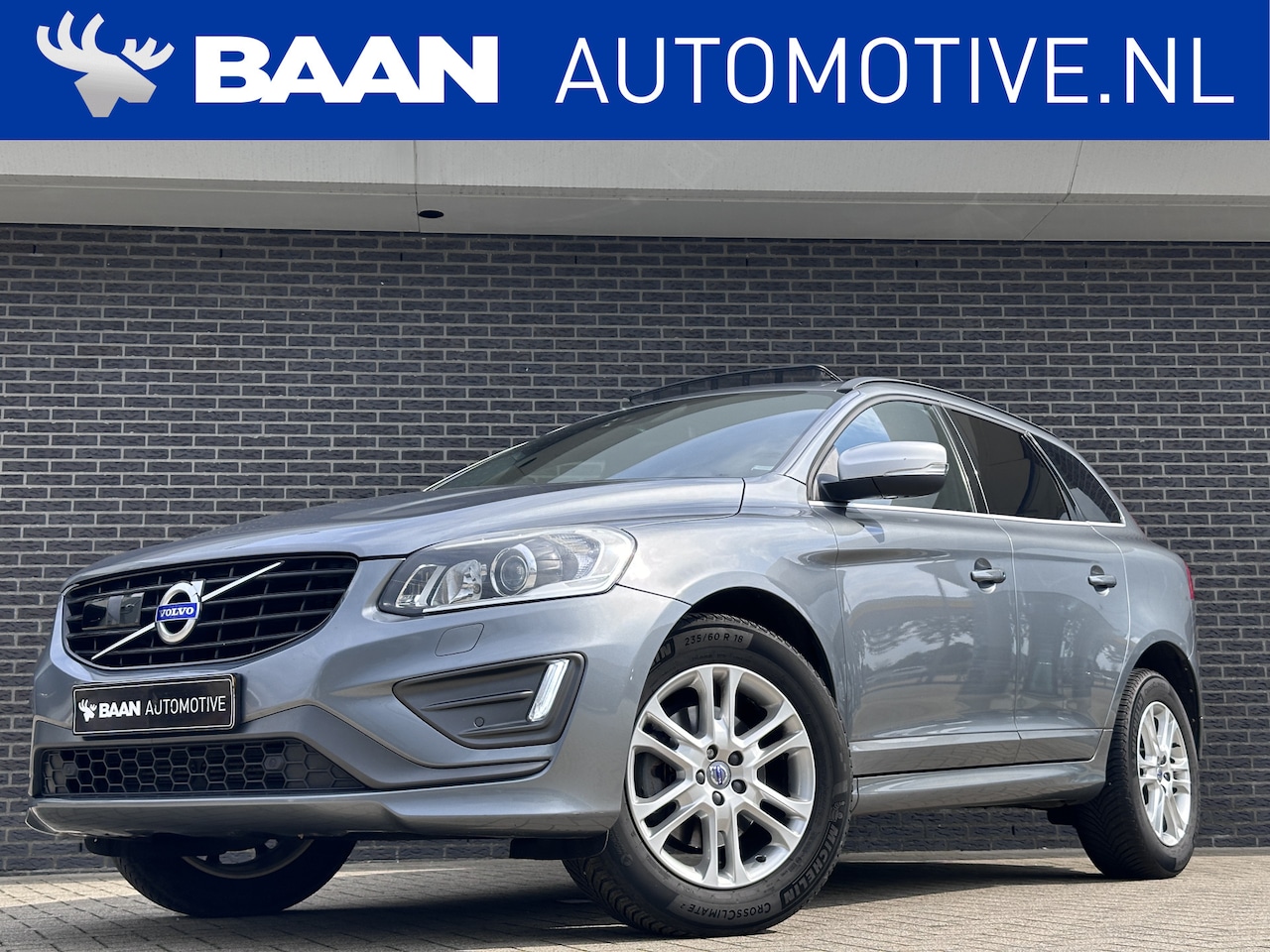 Volvo XC60 - 2.4 D4 R-Design | Panoramadak | Leder | Camera | Intellisafe - AutoWereld.nl