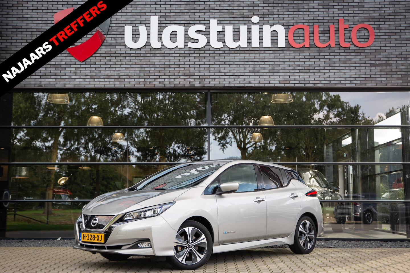 Nissan LEAF - Tekna 40 kWh Tekna 40 kWh , Rondomzichtcamera, Stoel/stuurverwarming, Adap. cruise, BOSE, - AutoWereld.nl