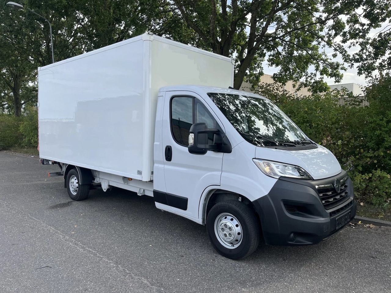 Opel Movano - 2.2D * 140 pk * A/C * d'Hollandia 750kg - AutoWereld.nl