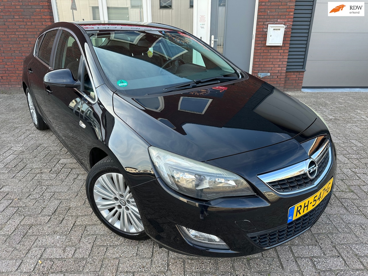 Opel Astra - 1.8 Cosmo / Navi / Airco / Clima / Cruise - AutoWereld.nl