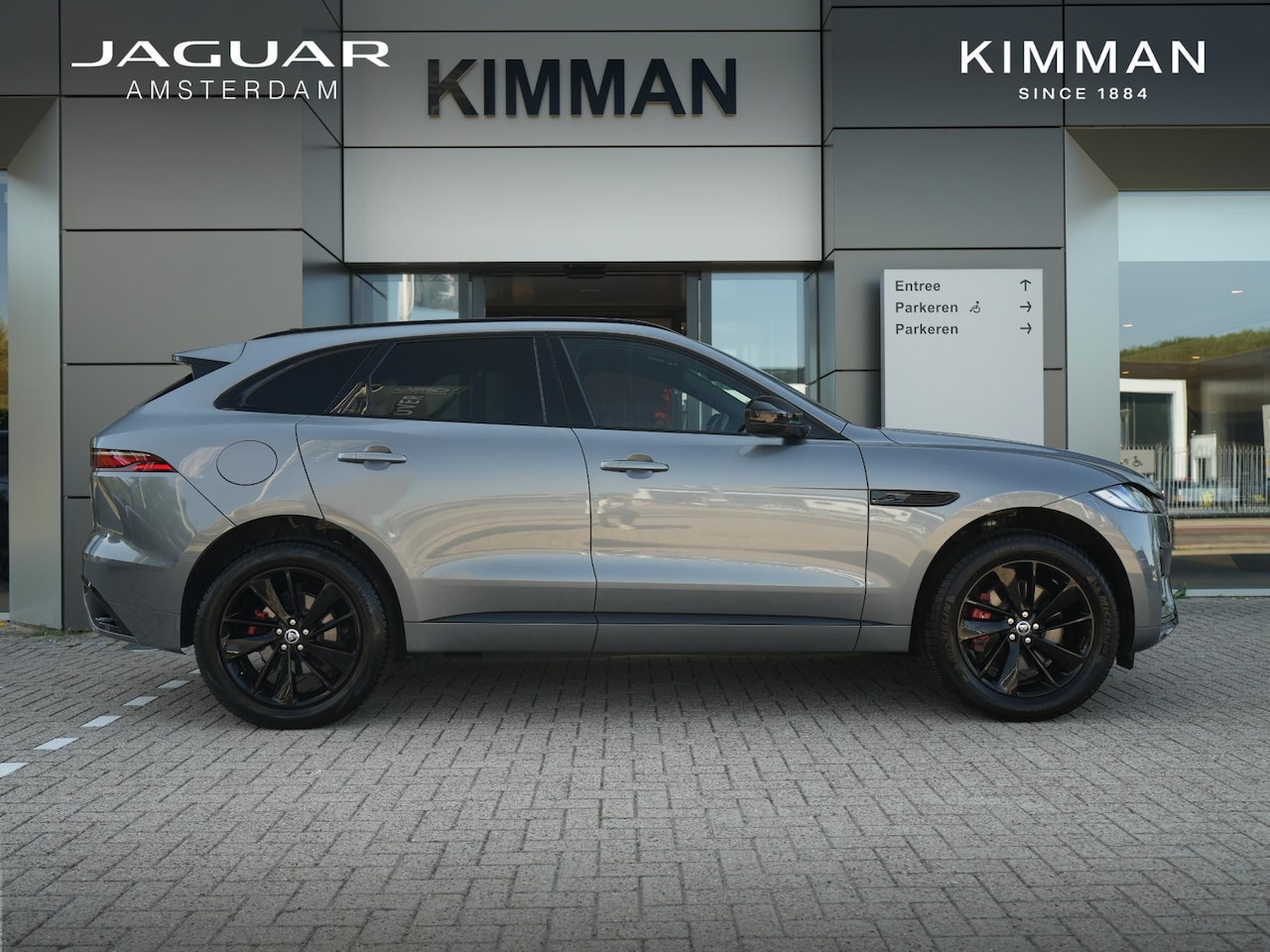Jaguar F-Pace - P400e PHEV R-Dynamic SE | BTW | Panorama schuif-/kanteldak | Gloss Black 20 inch - AutoWereld.nl