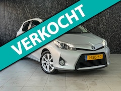 Toyota Yaris - 1.5 Full Hybrid Dynamic Pano | Camera | Navi