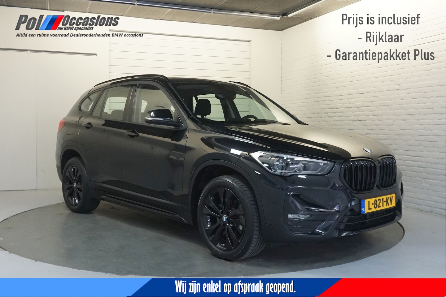 BMW X1 - sDrive20i Sportline | Achteruitrij camera | Trekhaak | Carplay | 2.0 - AutoWereld.nl