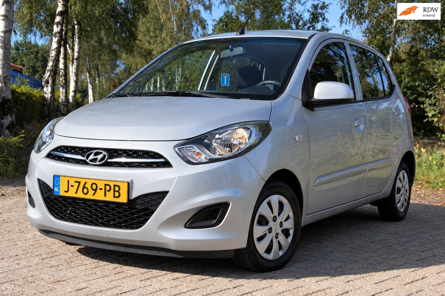 Hyundai i10 - 1.1 i-Drive 1.1 i-Drive, Airco, PDC achter, Nw distr. Elec ramen voor, Groot scherm. - AutoWereld.nl