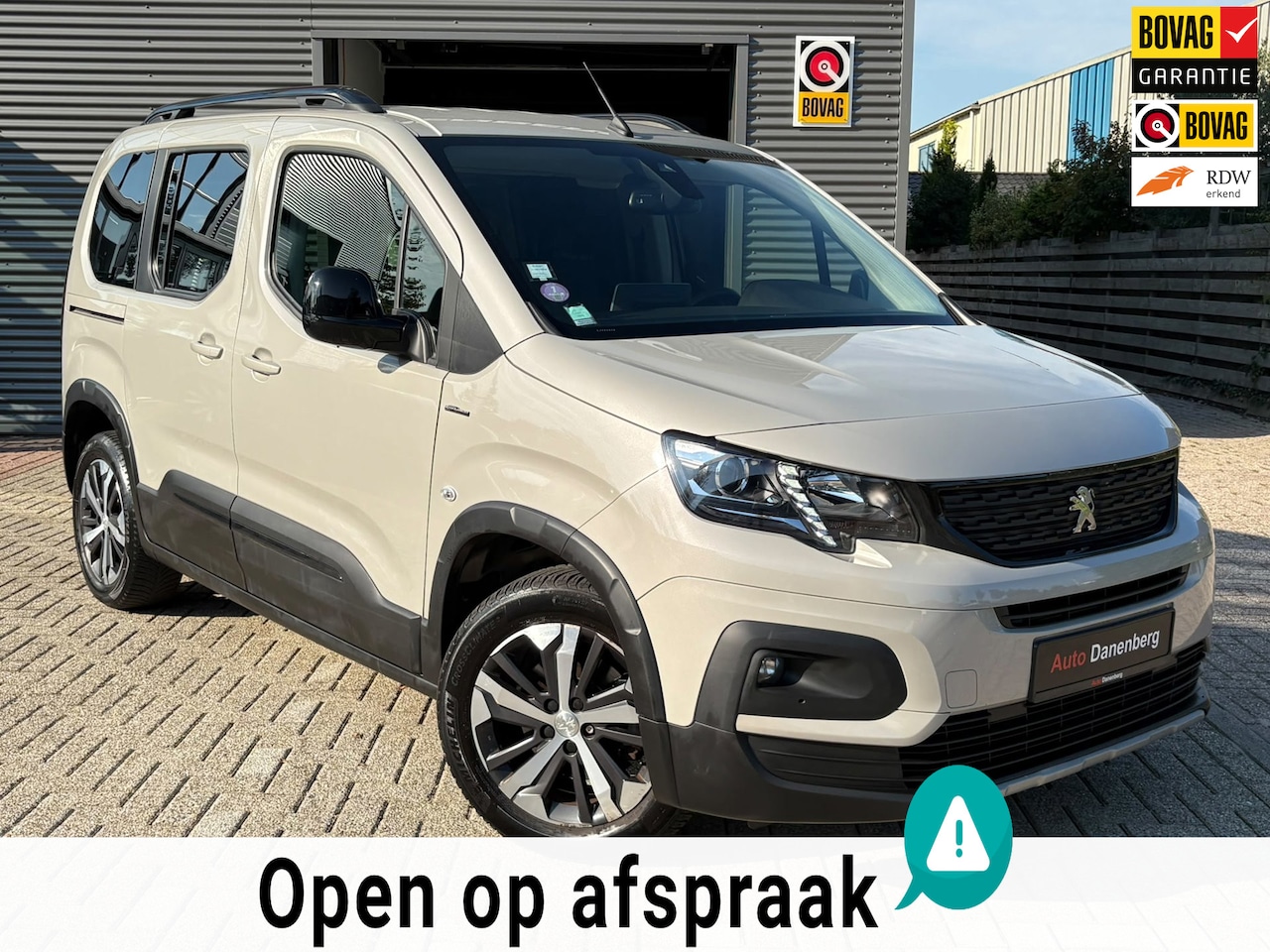 Peugeot Rifter - 1.2 Puretech GT-Line AUTOMAAT,TREKHAAK - AutoWereld.nl