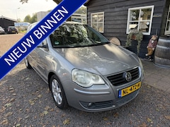 Volkswagen Polo - 1.4-16V Trendline APK.7-2027