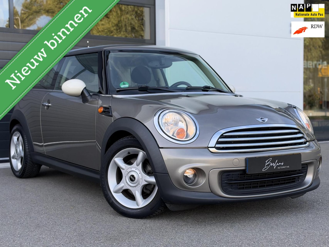 MINI Cooper - 1.6 One Business Line - AutoWereld.nl