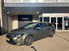 Toyota Corolla Touring Sports - 2.0 Hybrid Business Plus / BTW INCL / DEALER SERVICED / 1e EIGENAAR