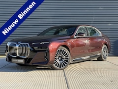BMW 7-serie - 750e xDrive | M-Sport | B&W Audio | Panorama dak | 360 Camera | Unieke kleur