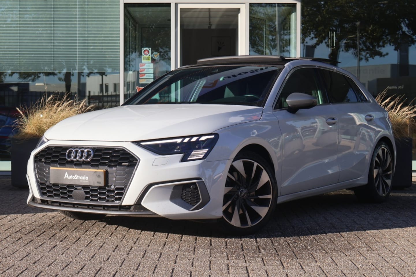 Audi A3 Sportback - 35 TFSI 150pk MHEV S-tronic Edition One - AutoWereld.nl