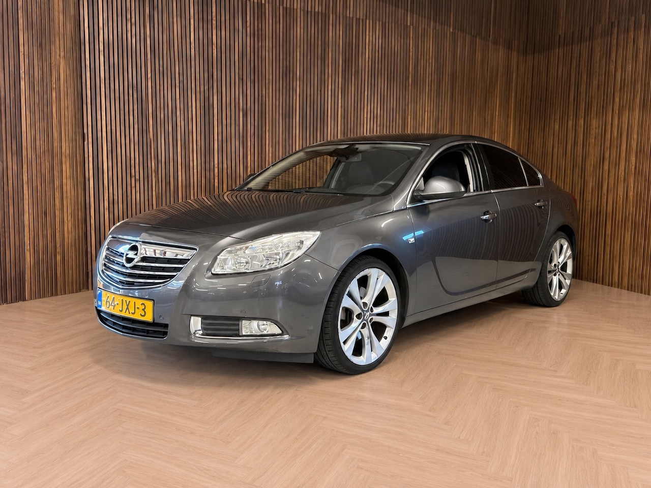 Opel Insignia - 1.6 T Cosmo - PDC- Navi - Electr stoel - AutoWereld.nl