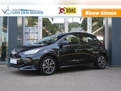 Toyota Yaris - 1.5 HYBRID Team D, All Season Banden, Apple Carplay/ Android Auto, etc