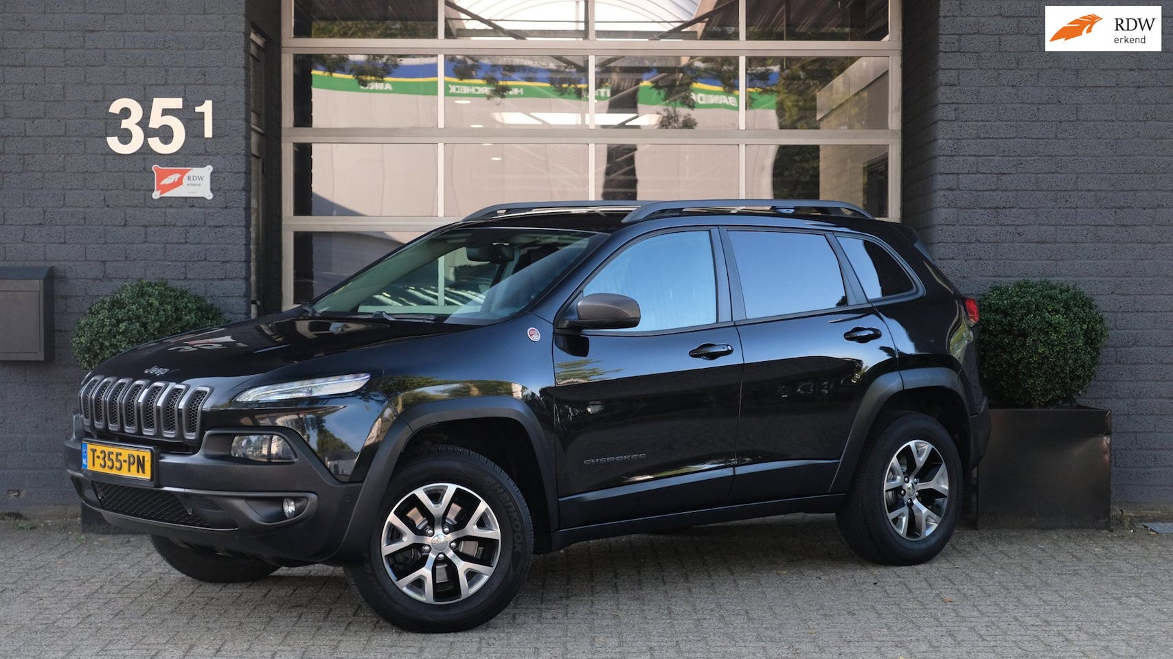 Jeep Cherokee - 3.2 V6 Trailhawk 4WD Lock 3.2 V6 Trailhawk 4WD Lock - AutoWereld.nl