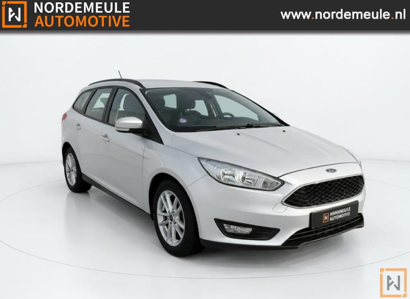 Ford Focus - 1.0 TITANIUM. CRUISE, NAVI, TREKHAAK - AutoWereld.nl