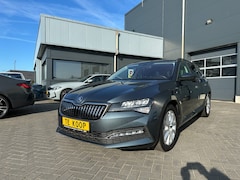 Skoda Superb Combi - 1.4TSi-iV Business PHEV Camera stoelverw