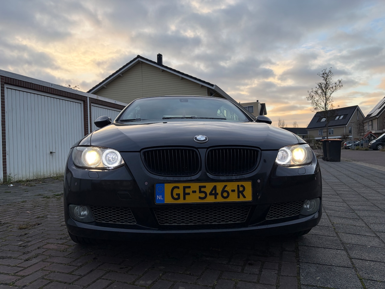 BMW 3-serie Cabrio - 335i High Executive Cabrio Zwart Aut N54 Breyt +400PK Leer CC Apk! - AutoWereld.nl