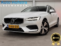 Volvo V60 - 2.0 B3 Essential Edition AUTOMAAT PARELMOER CAMERA LMV ZEER-MOOI 1STE.-EIGEN