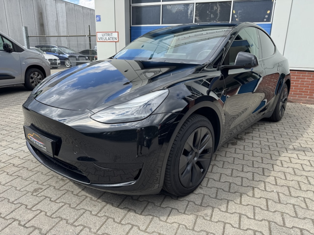 Tesla Model Y - Long R. RWD 75 kWh - AutoWereld.nl