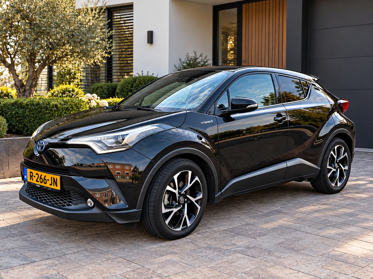 Toyota C-HR - 1.8 Hybrid Executive Ultimate - AutoWereld.nl