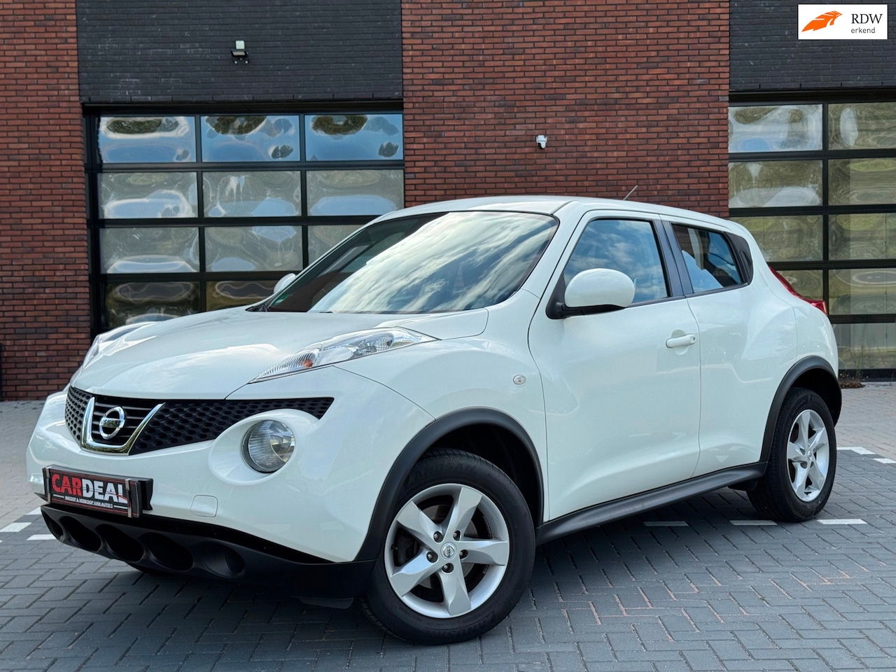 Nissan Juke - 1.6 Visia 2013 AIRCO | NAVI | ELEKTR|CAMERA|LMV - AutoWereld.nl
