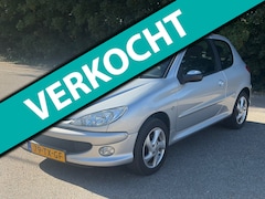 Peugeot 206 - 1.6-16V Air-line 3 Automaat Airco 147DKM NAP
