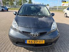 Toyota Aygo - 1.0-12V +