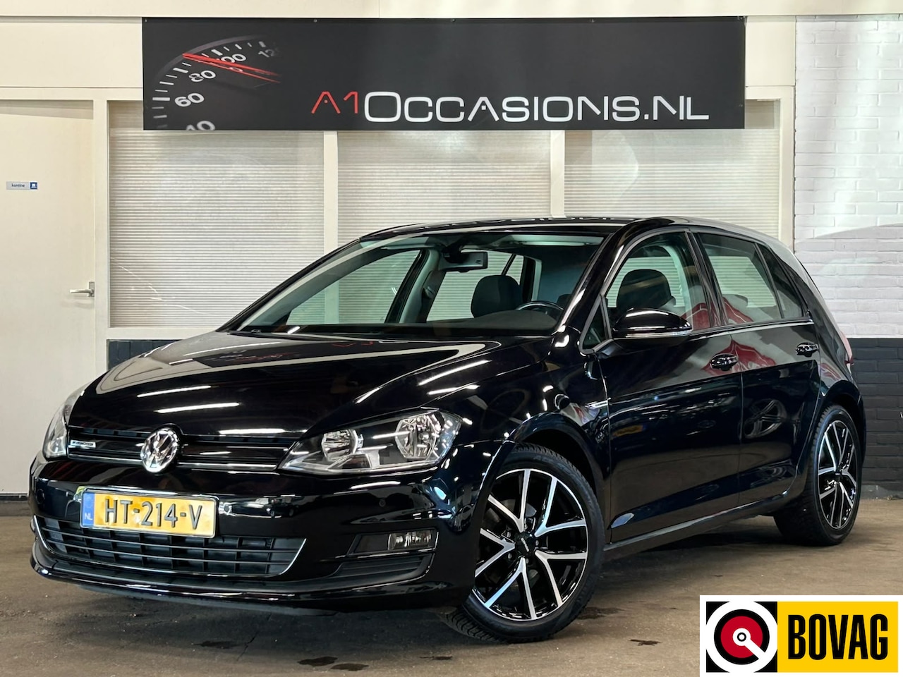 Volkswagen Golf - 1.0 TSI Comfortline + NAVI - AutoWereld.nl