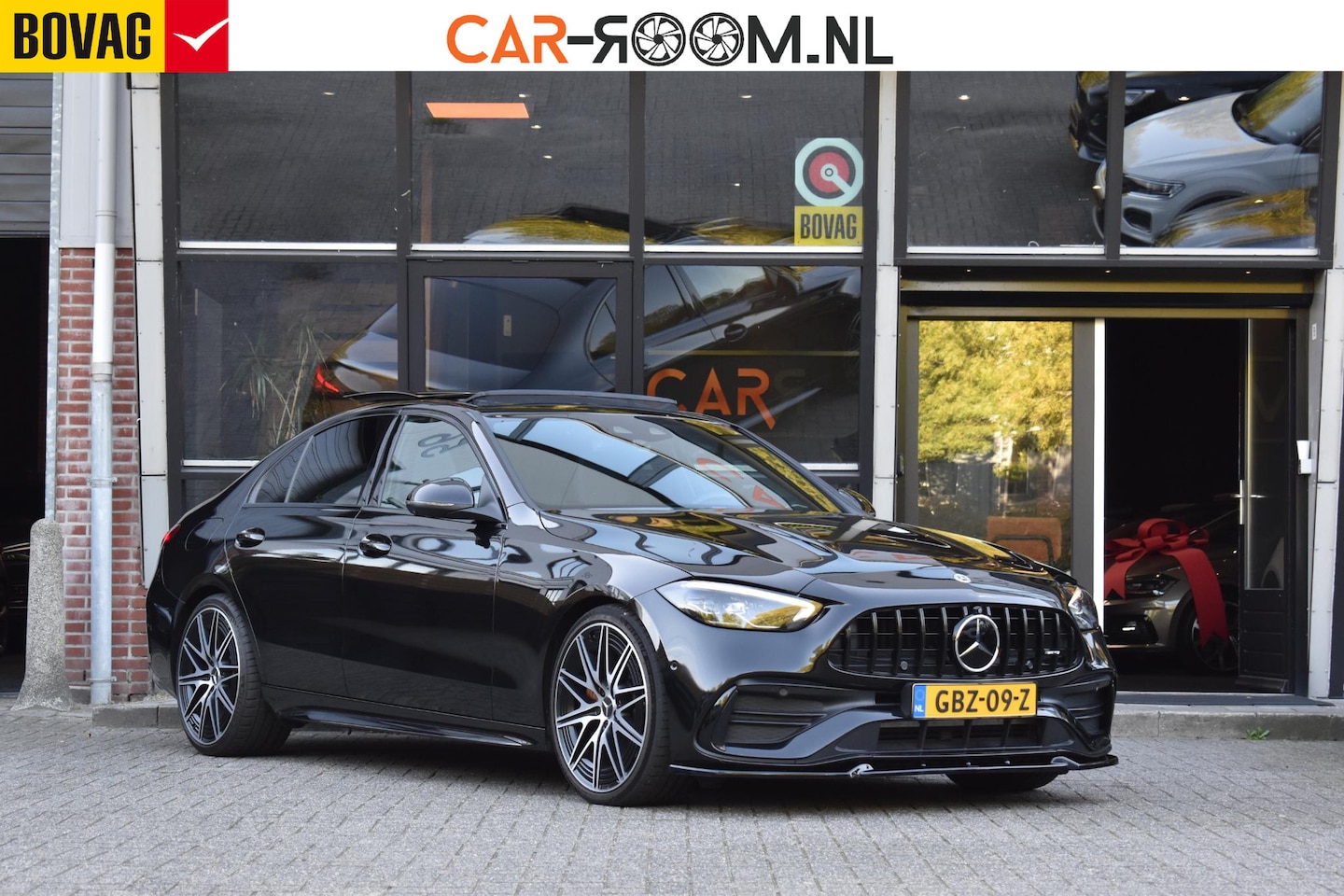 Mercedes-Benz C-klasse - 300 4MATIC AMG Pano 360C Keyless 20" Trekhaak - AutoWereld.nl