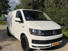 Volkswagen Transporter - 2.0 TDI L1H2 Highline BTW / BPM vrij, 150 pk 2 liter