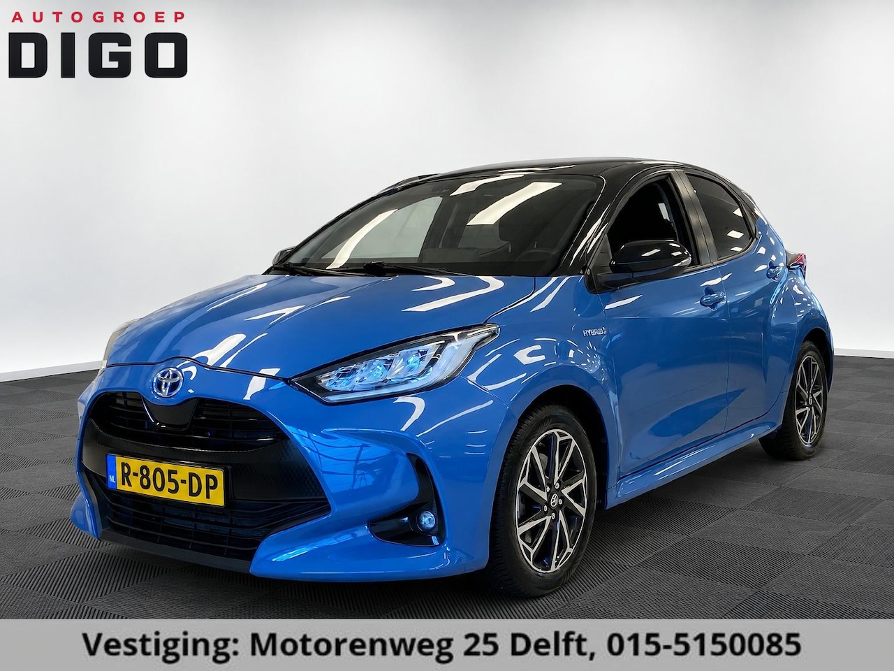 Toyota Yaris - 1.5 HYBRIDE BI-TONE GARANTIE TOT 07-2031! . STOELVERWARMING . APPLE CARPLAY & ANDRIOD AUTO - AutoWereld.nl
