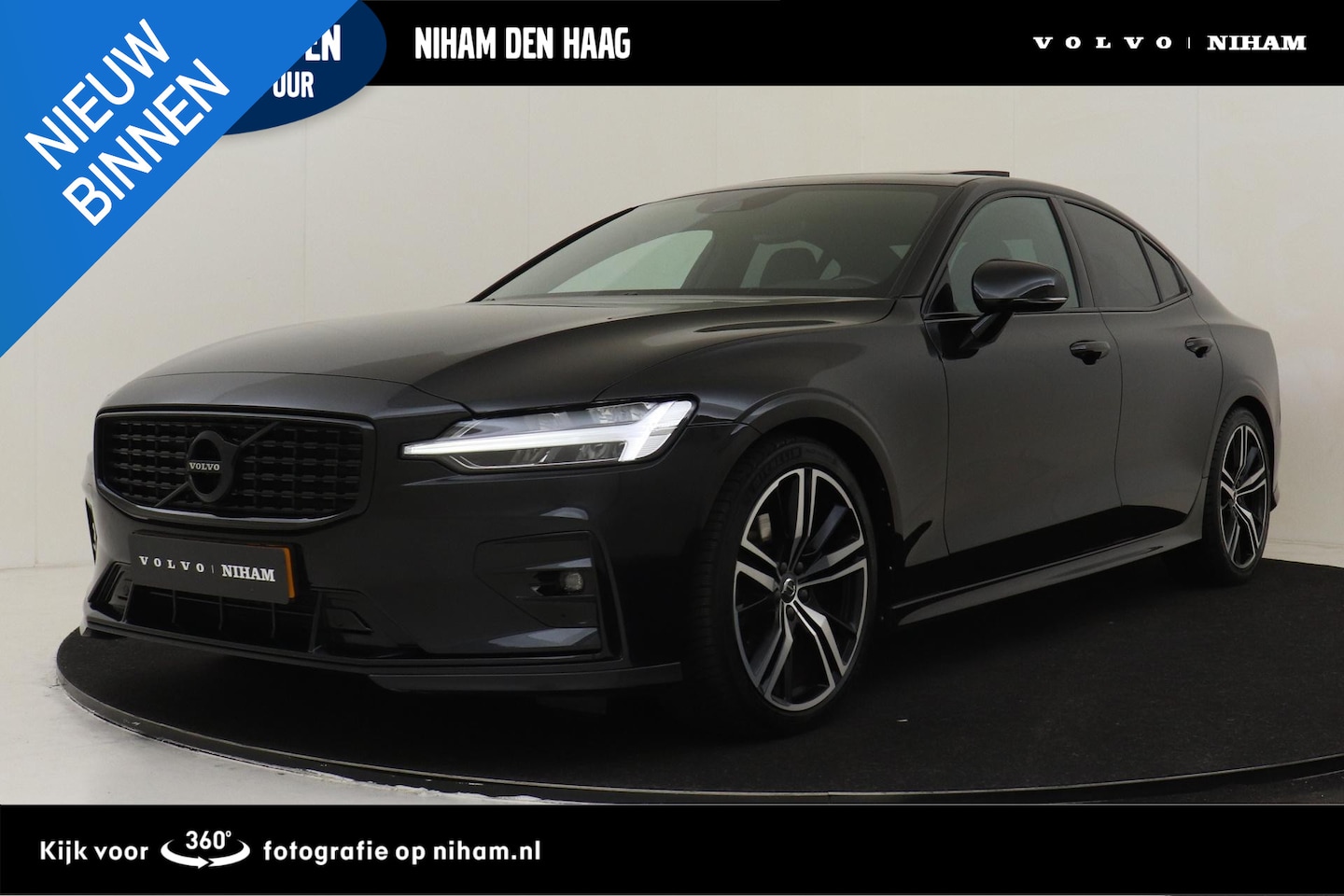 Volvo S60 - B4 (M-HYBRID) R-DESIGN -PANO.DAK|HARMAN/KARDON|POWER-SEATS|SPORTSTOELEN|STANDKACHEL|CAMERA - AutoWereld.nl