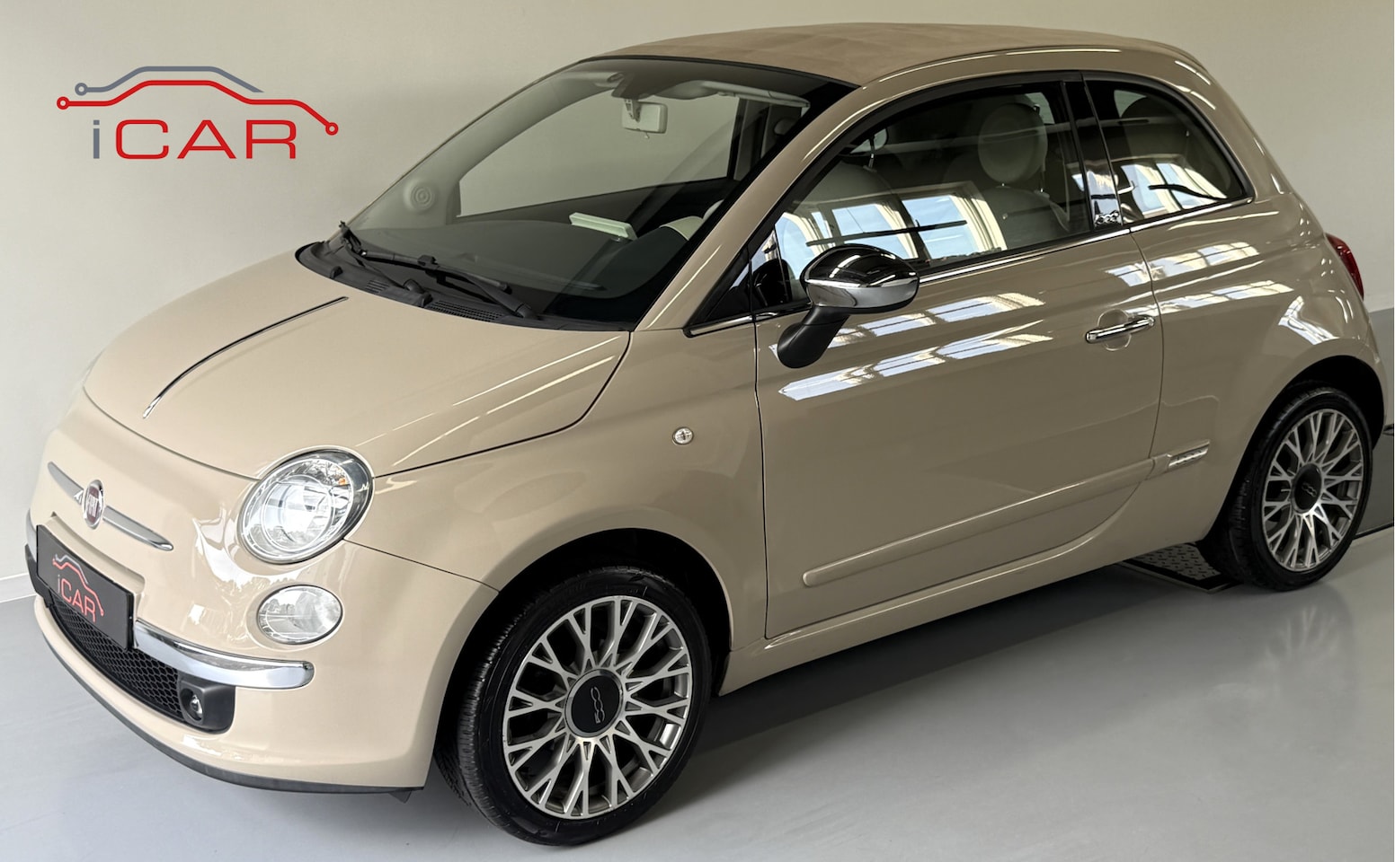 Fiat 500 C - 1.2 Beige Kap-Cappuccino-Carplay-98000KM - AutoWereld.nl