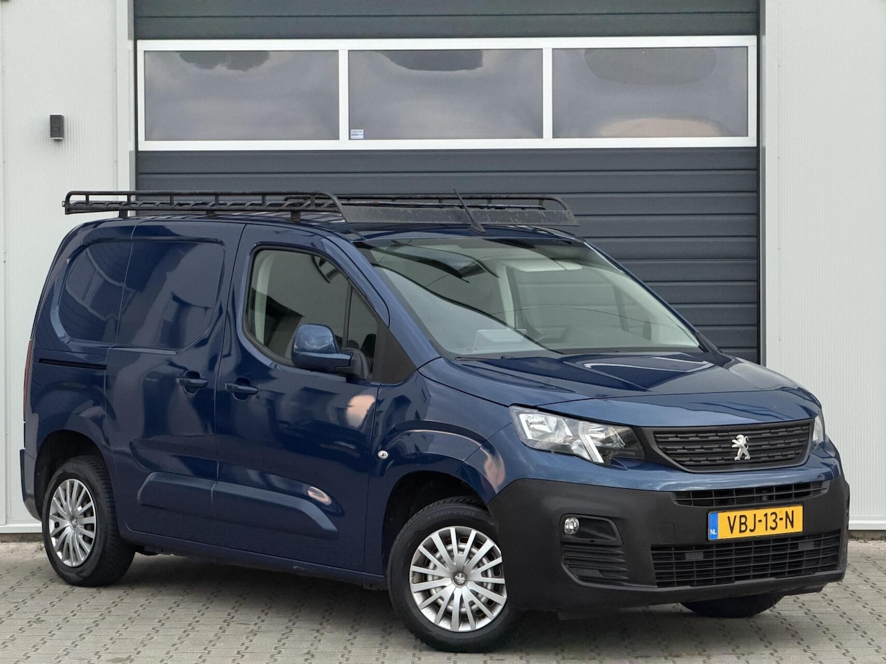 Peugeot Partner - bestel 1.5 BlueHDI Asphalt / PDC *NAP* - AutoWereld.nl