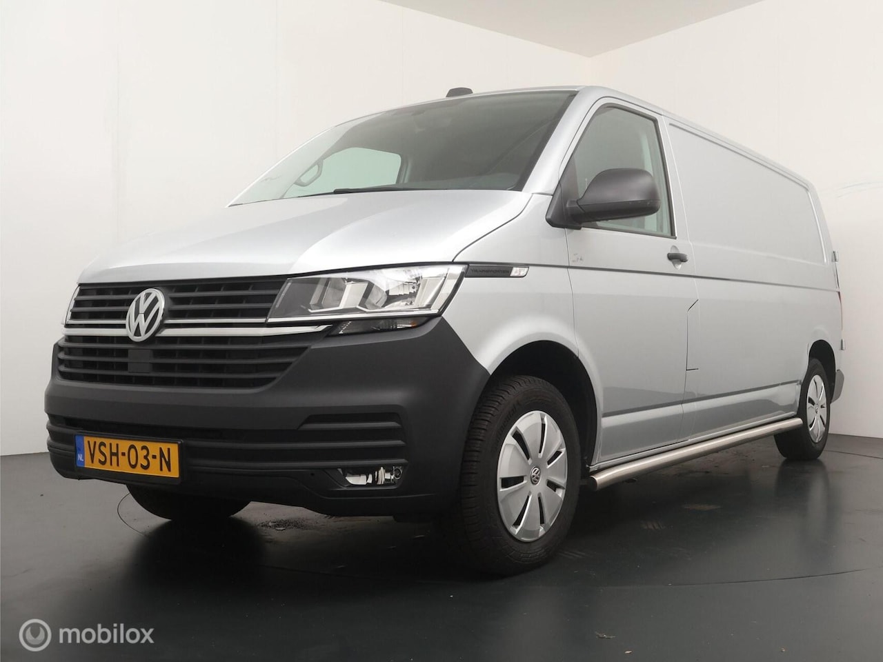 Volkswagen Transporter - 2.0 TDI L2H1 28 2.0 TDI 110 PK L2H1 28 - AutoWereld.nl