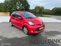 Toyota Aygo - 1.0 VVT-i Dynamic Orange AIRCO KOUD|5 DEURS|TOMTOM