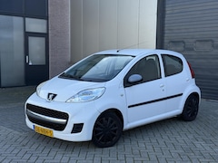 Peugeot 107 - 1.0-12V Urban Move 2010 Airco Nieuwe Koppeling
