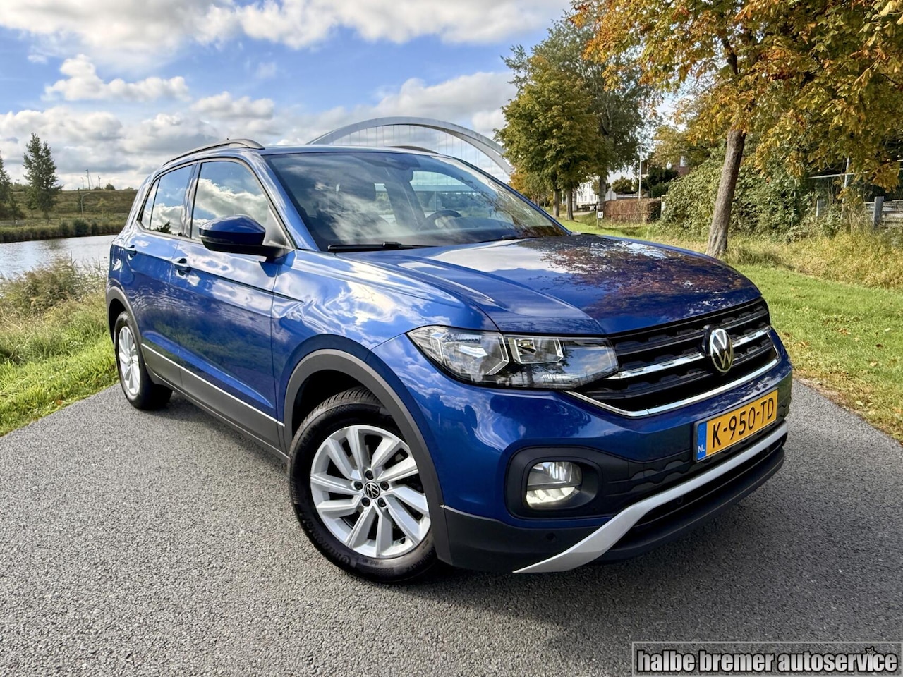 Volkswagen T-Cross - 1.0 TSI Life |PDC|ACC|Trekhaak - AutoWereld.nl
