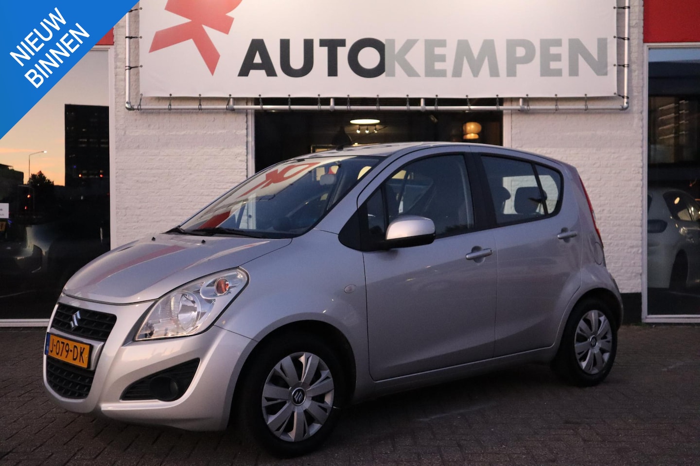 Suzuki Splash - 1.2 COMFORT AUTOMAAT|LEER|AIRCO|PARKEERSENSOREN|MOOIE AUTO! - AutoWereld.nl